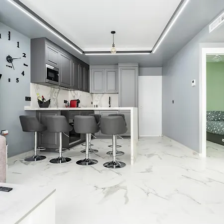 Ensuenos8 Apartment Fuengirola
