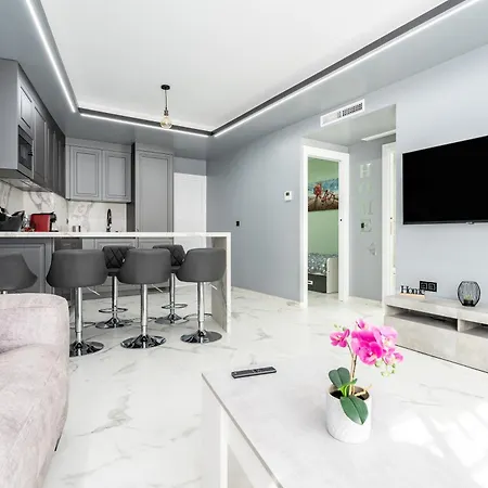 Apartment Ensuenos8