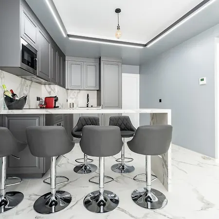 Ensuenos8 * Fuengirola